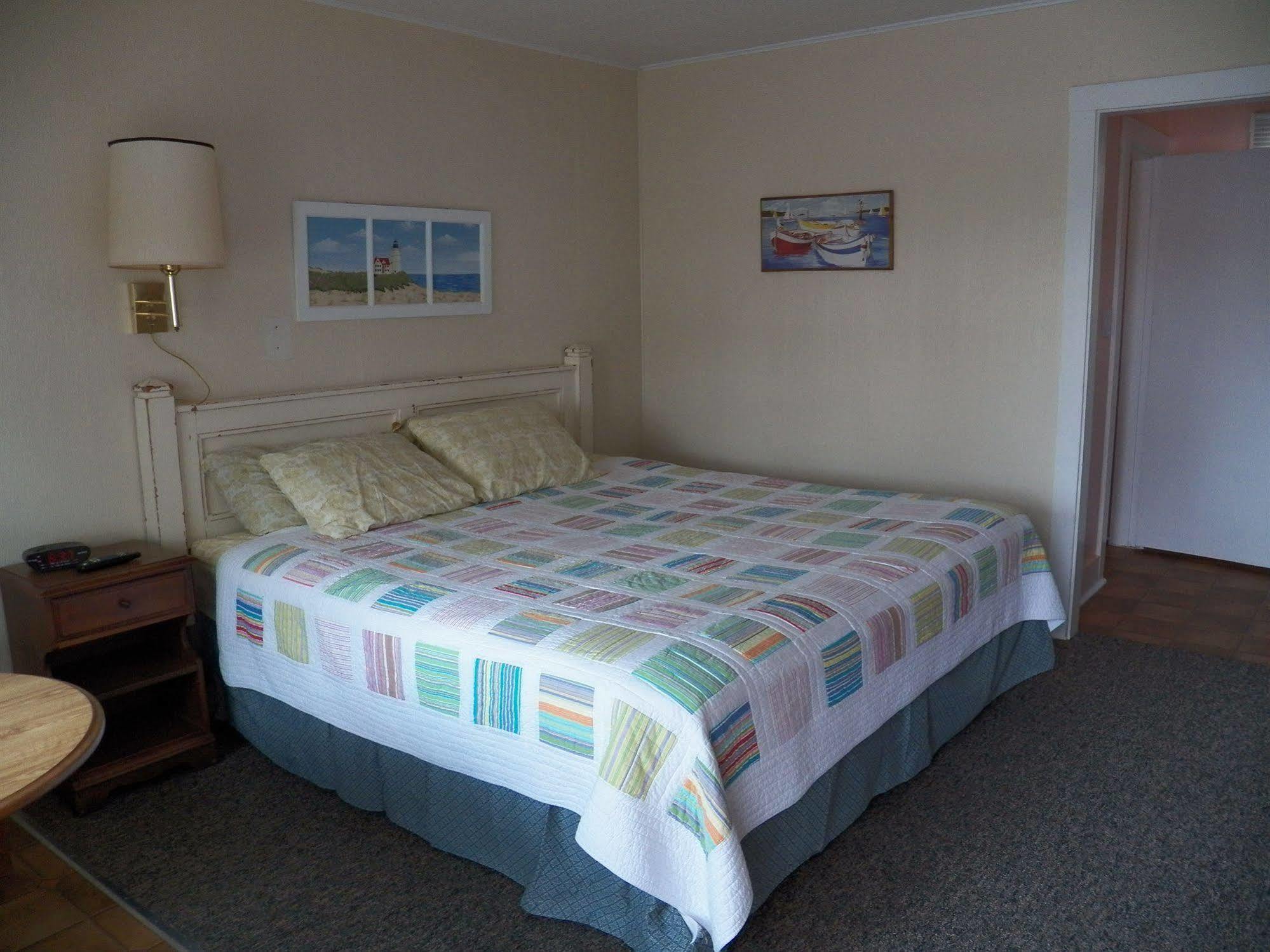 Coast Village Inn And Cottages Wells Esterno foto